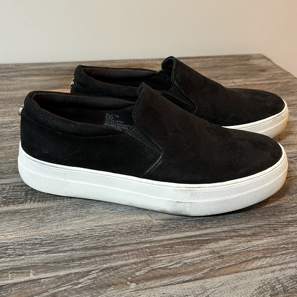 Steve Madden Gills - Picture 3 of 3